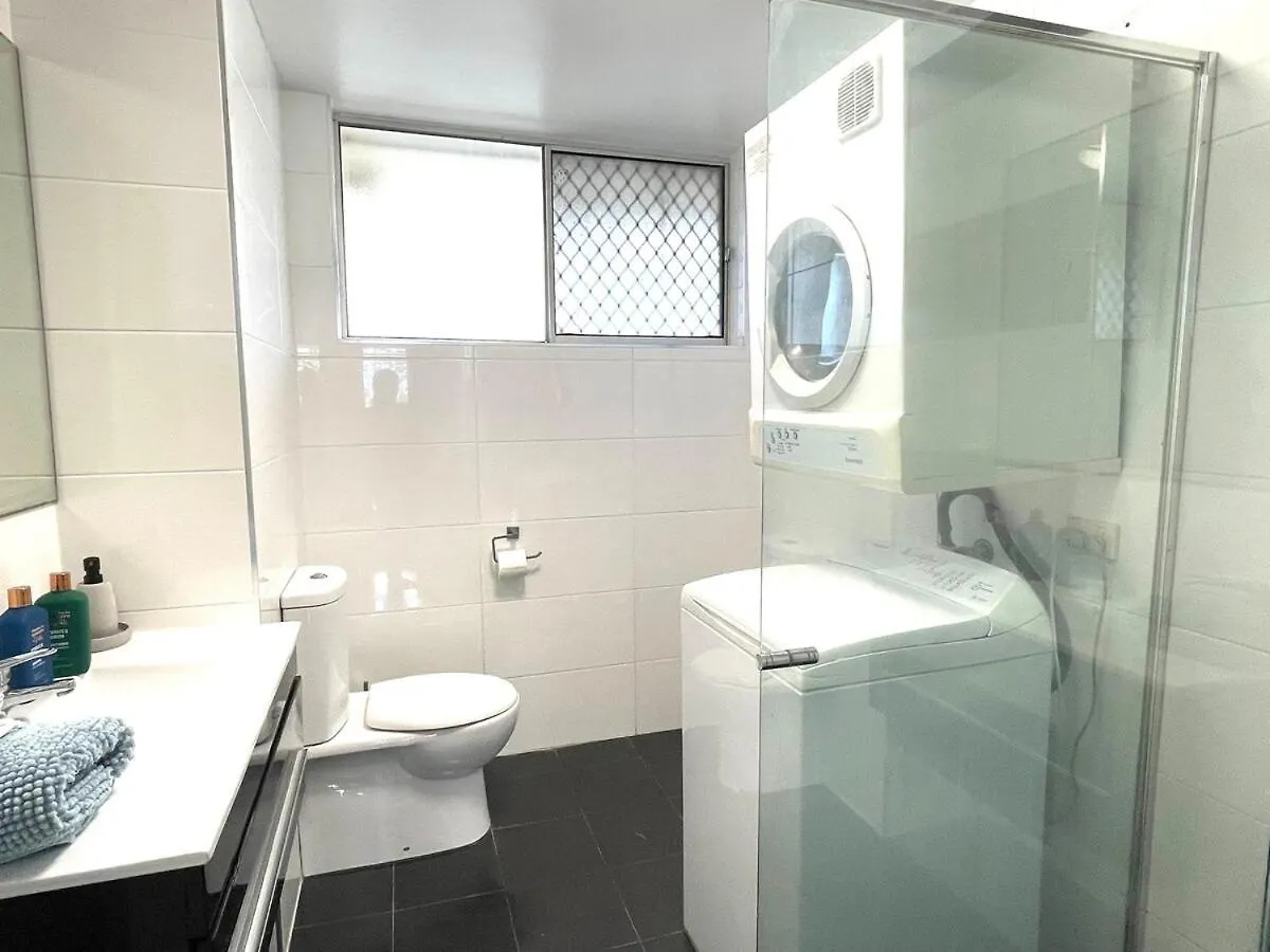 Surfers Sunrise Retreat Appartement Gold Coast